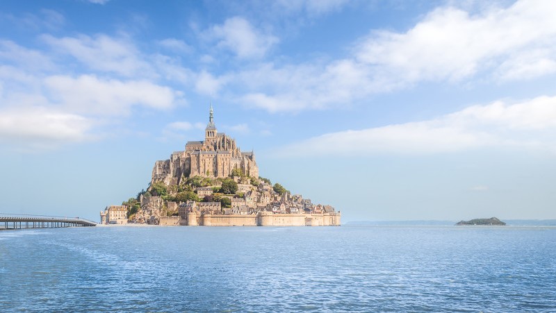 Night in the Mont-Saint-Michel